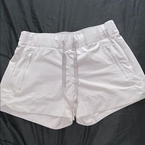 🌿2/$15 90 Degree by Reflex Shorts